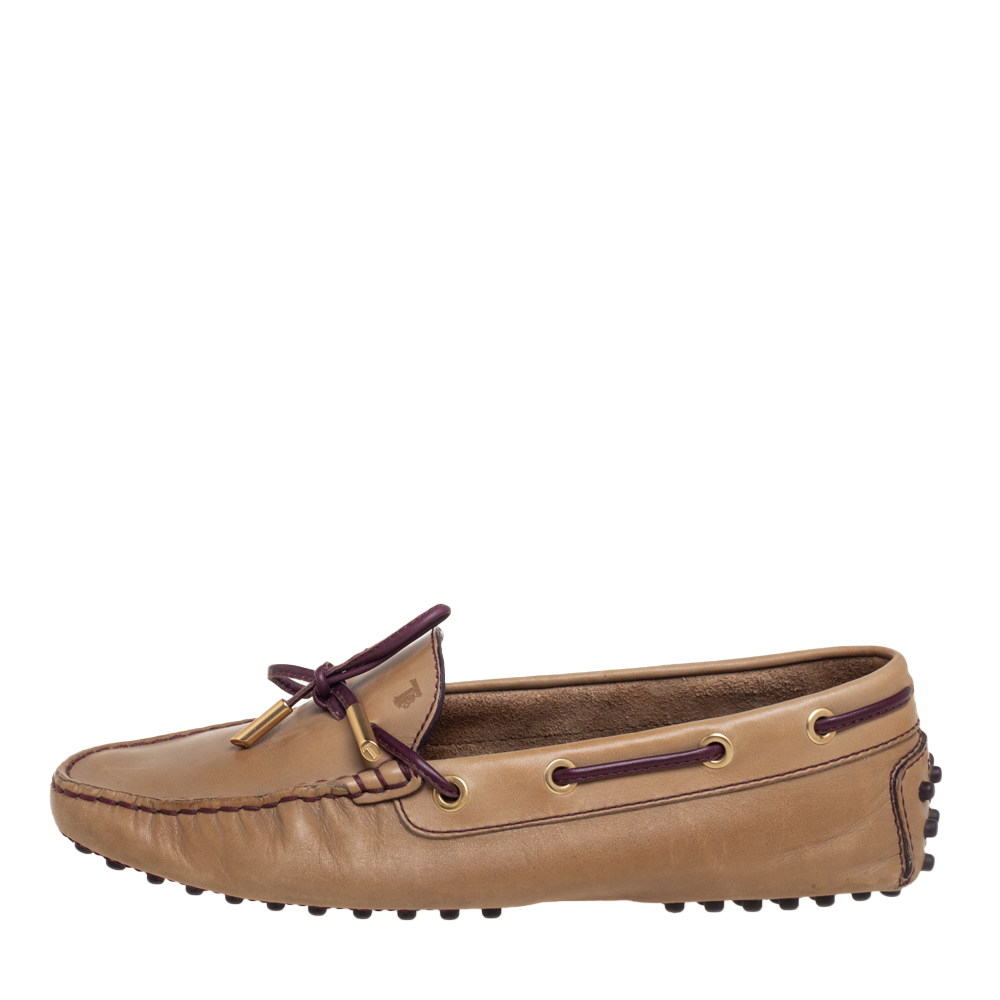 

Tod's Beige Leather Bow Loafers Size