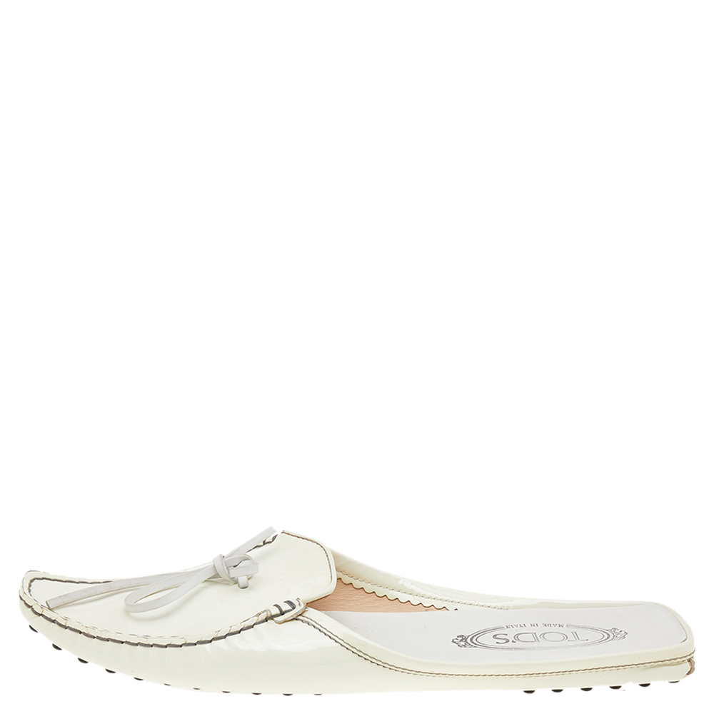 

Tod's Cream Patent Leather Mule Sandals Size