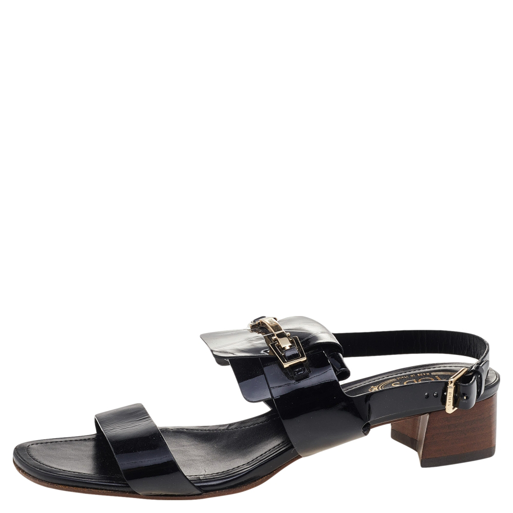 

Tod's Black Patent Leather Sandals Size