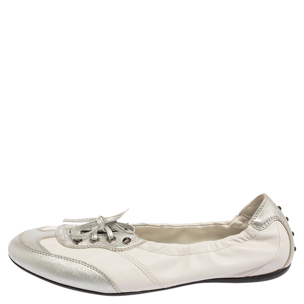 

Tod's White/Silver Leather Gomma Lace Slip-On Sneakers Size