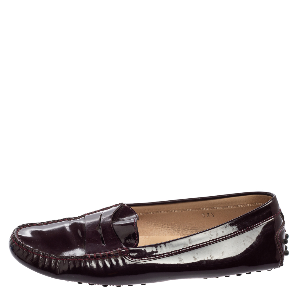 

Tod's Burgundy Patent Leather Penny Loafers Size