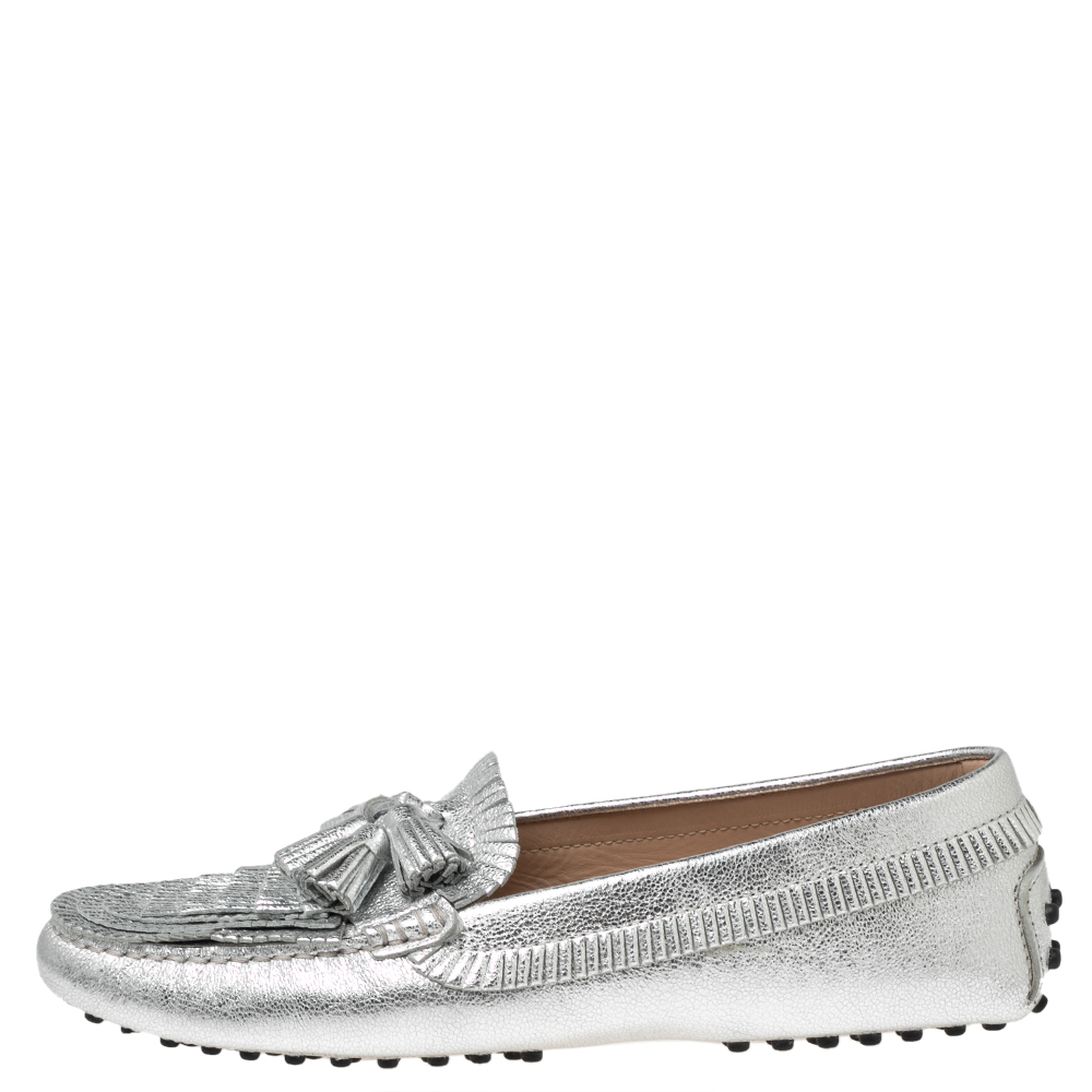 

Tod's Silver Fringed Leather Tassel Loafers Size