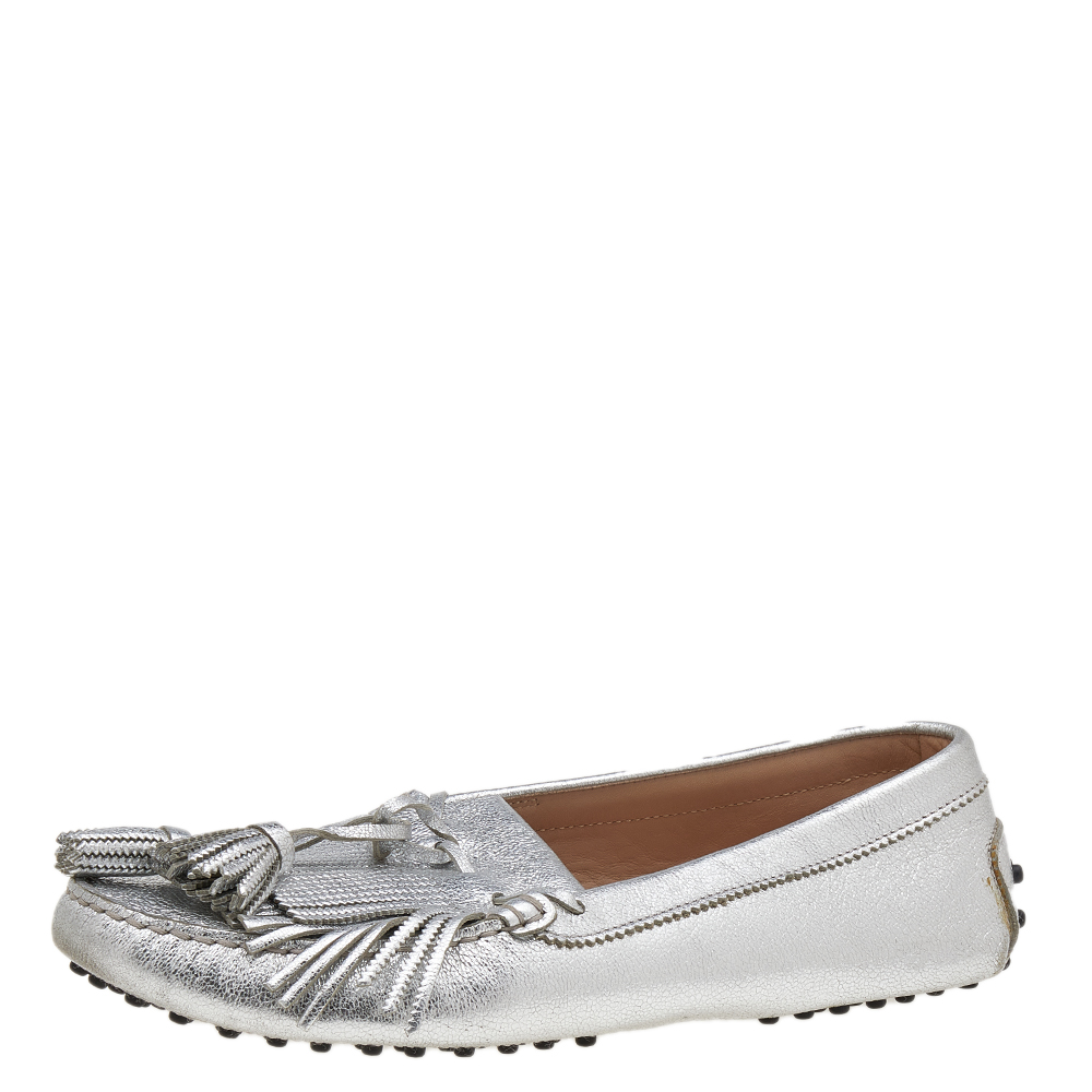

Tod's Silver Leather Tassel Bow And Fringe Slip On Loafers Size