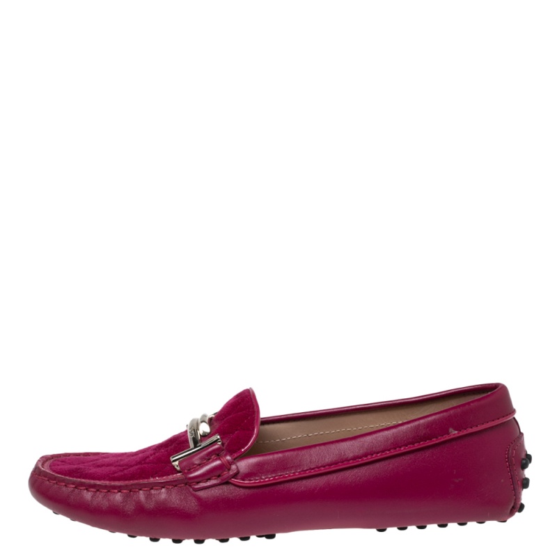 

Tod's Magenta Quilted Suede and Leather Double T Buckle Loafers Size, Purple