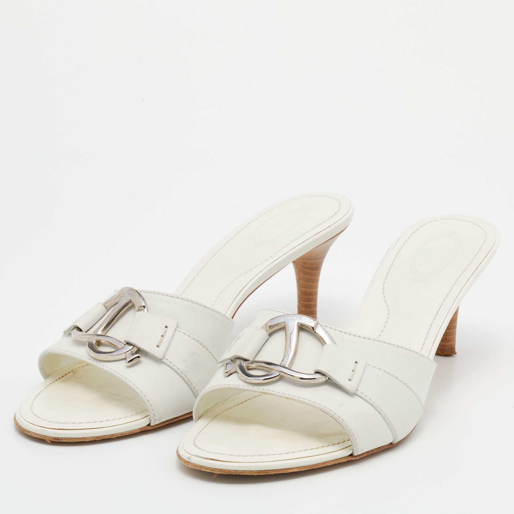 

Tod's White Leather Slide Sandals Size