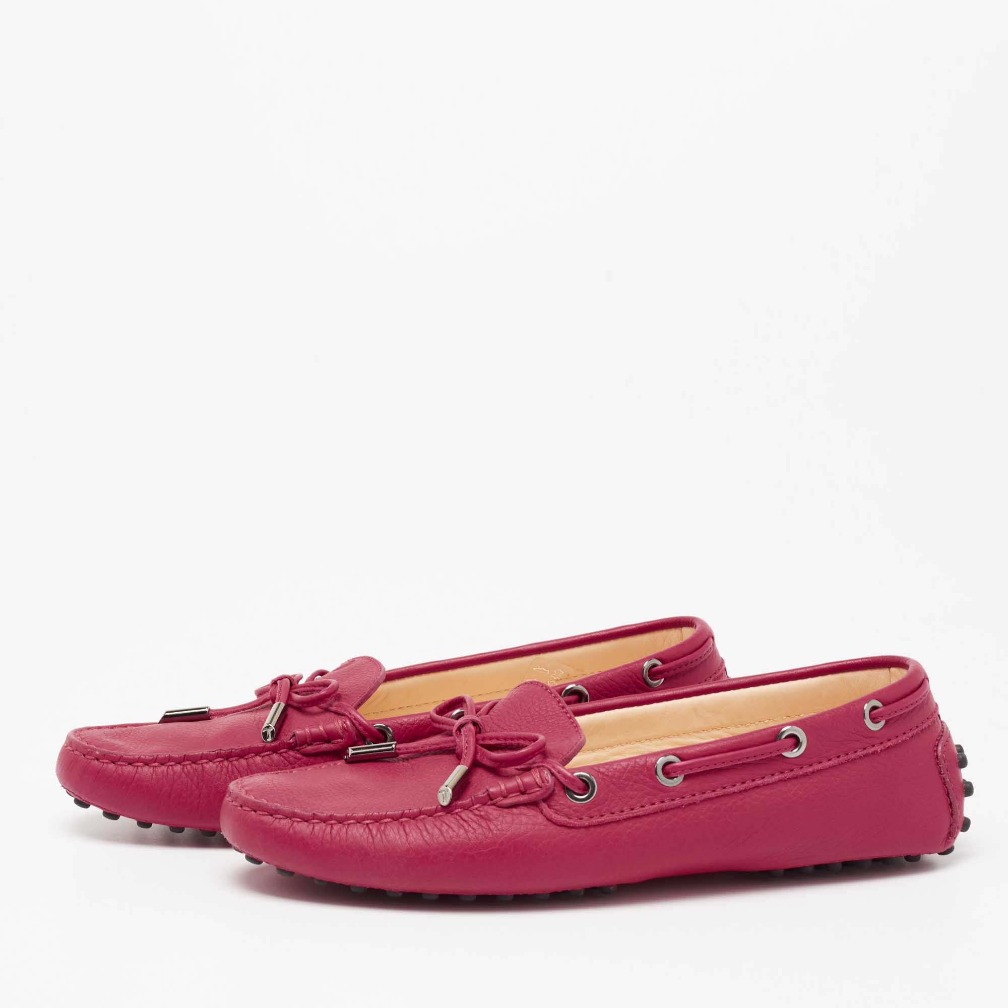 

Tod's Shocking Pink Leather Bow Loafers Size