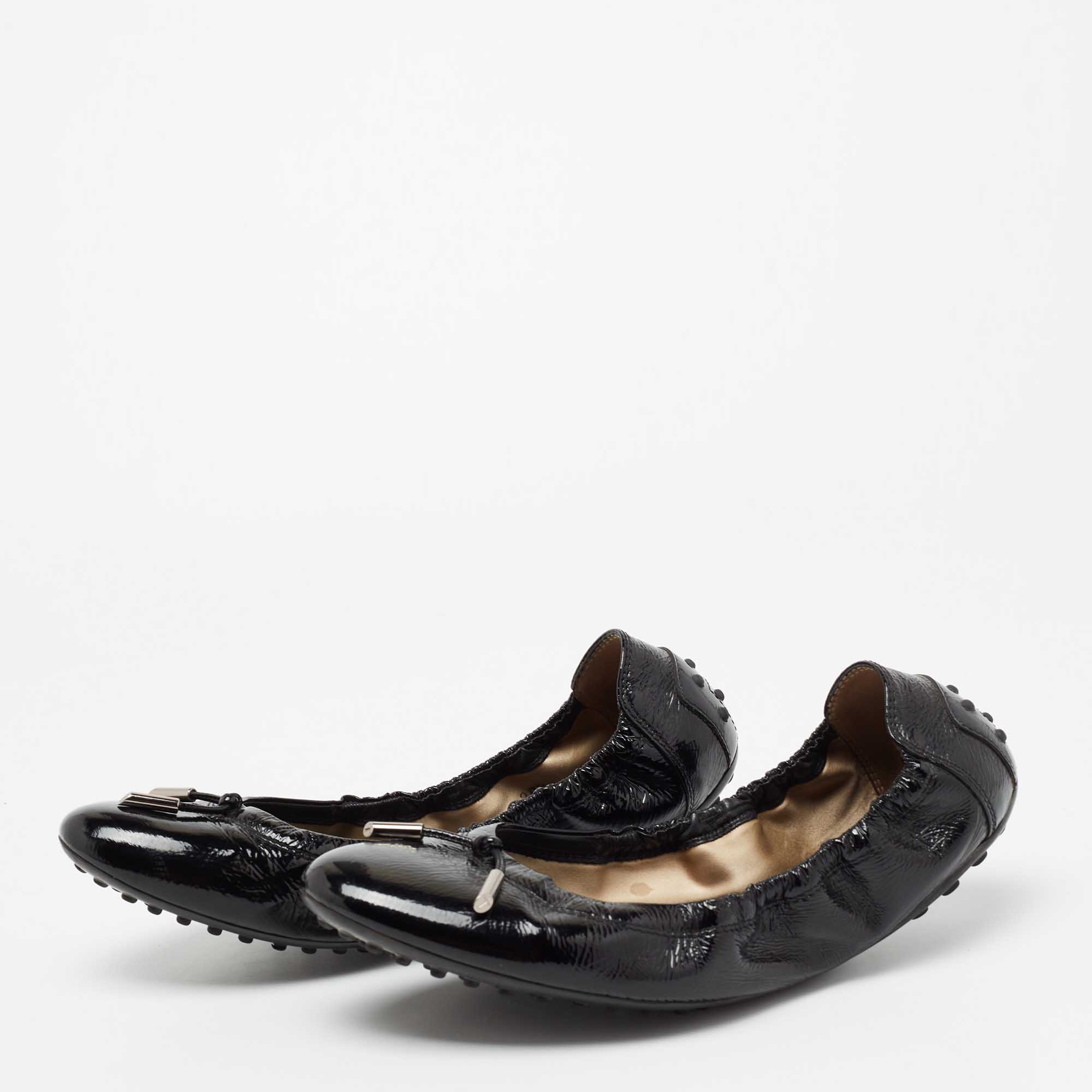 

Tod's Black Patent Leather Dee Scrunch Ballet Flats Size