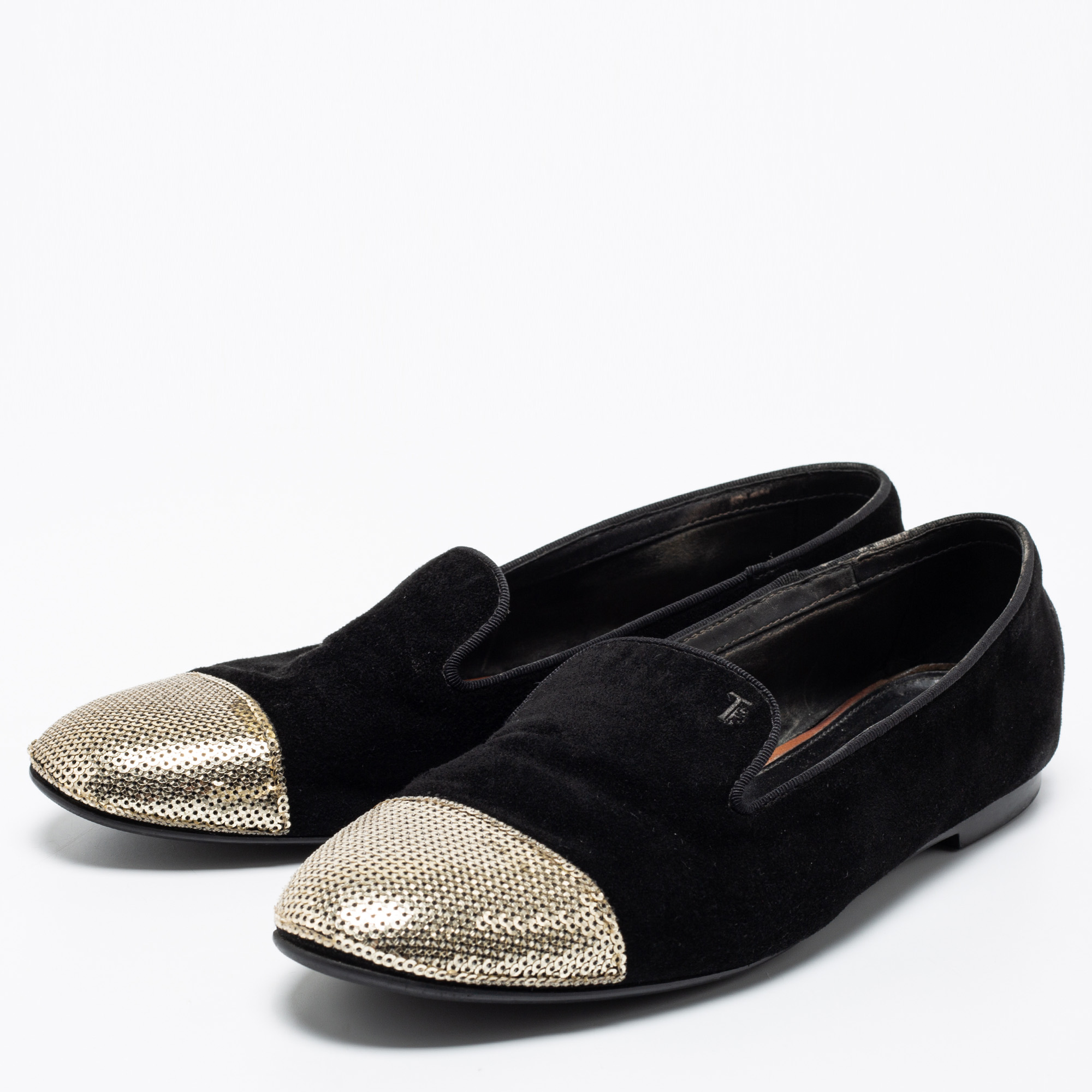 

Tod's Black/Gold Suede and Sequins Embellished Cap-Toe Slip-On Loafers Size
