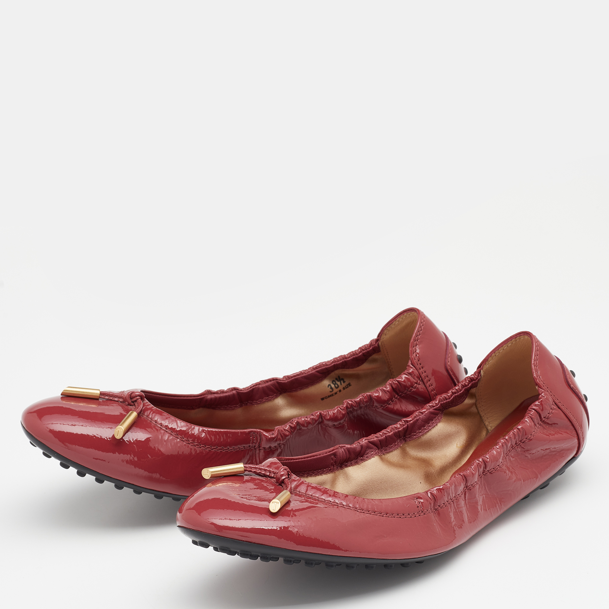 

Tod's Burgundy Patent Leather Scrunch Ballet Flats Size