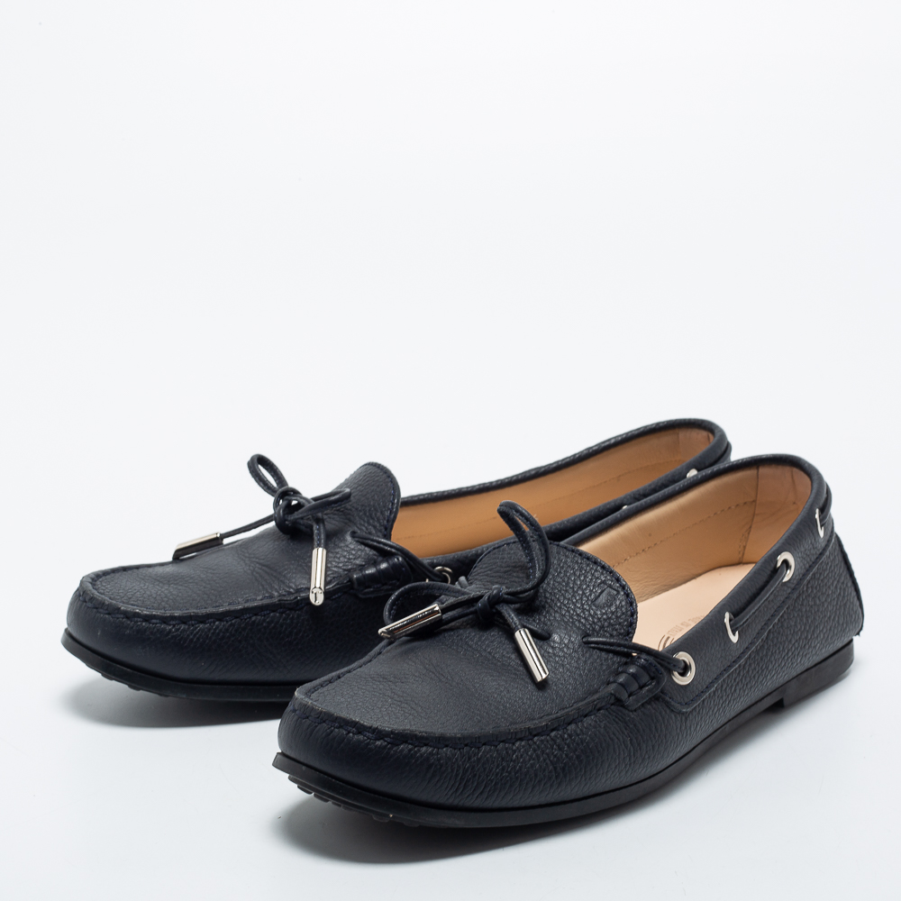 

Tod's Navy Blue Leather Bow Slip On Loafers Size