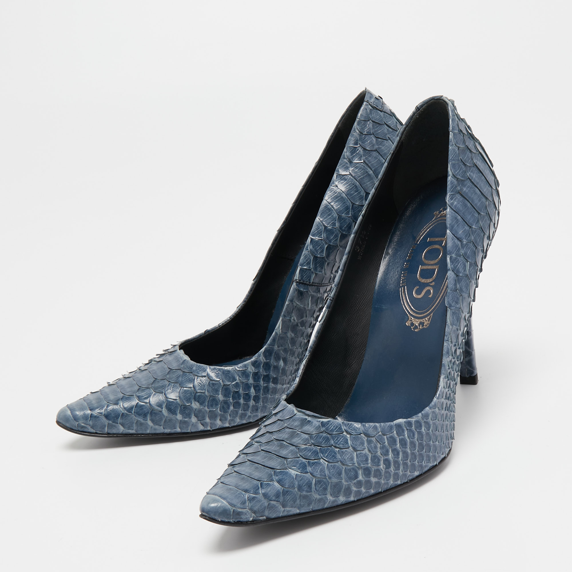 

Tod's Blue Python Leather Pointed Toe Pumps Size