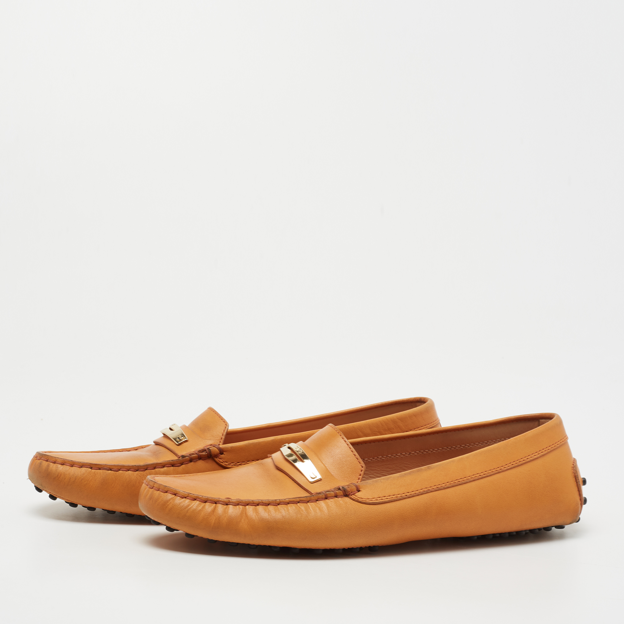 

Tod's Light Orange Leather Slip On Loafers Size
