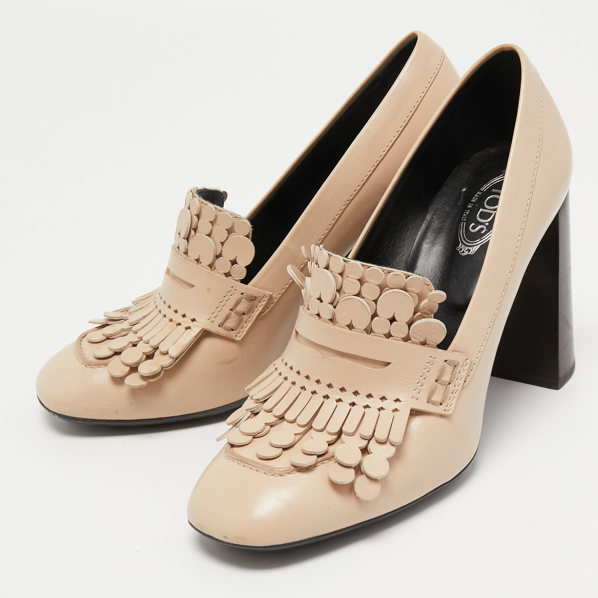 

Tod's Beige Leather Fringe Loafer Pumps Size