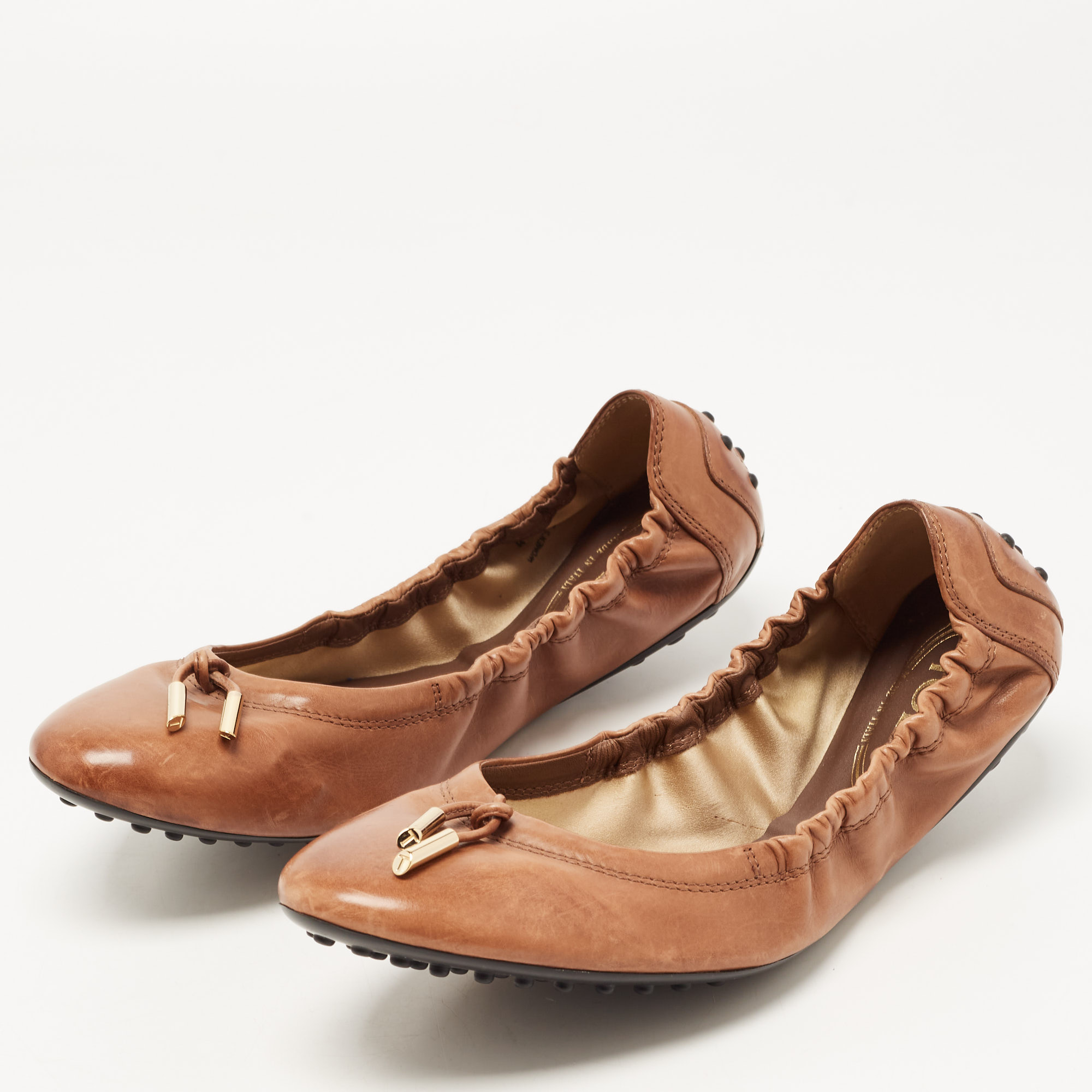 

Tod's Brown Leather Bow Scrunch Ballet Flats Size