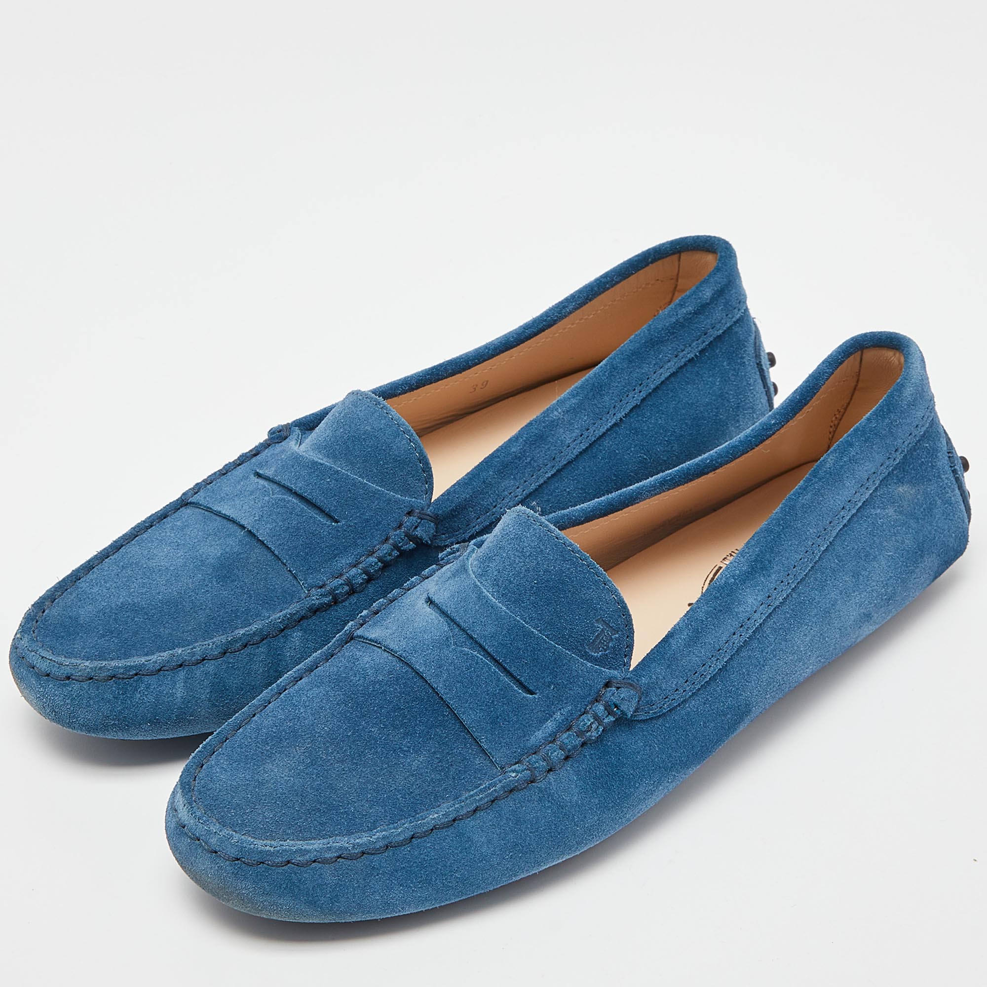 

Tod's Blue Suede Slip On Loafers Size