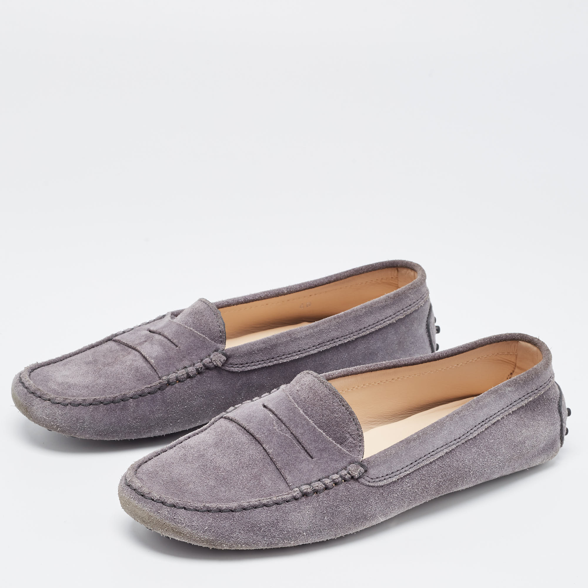 

Tod's Grey Suede Gommino Loafers Size