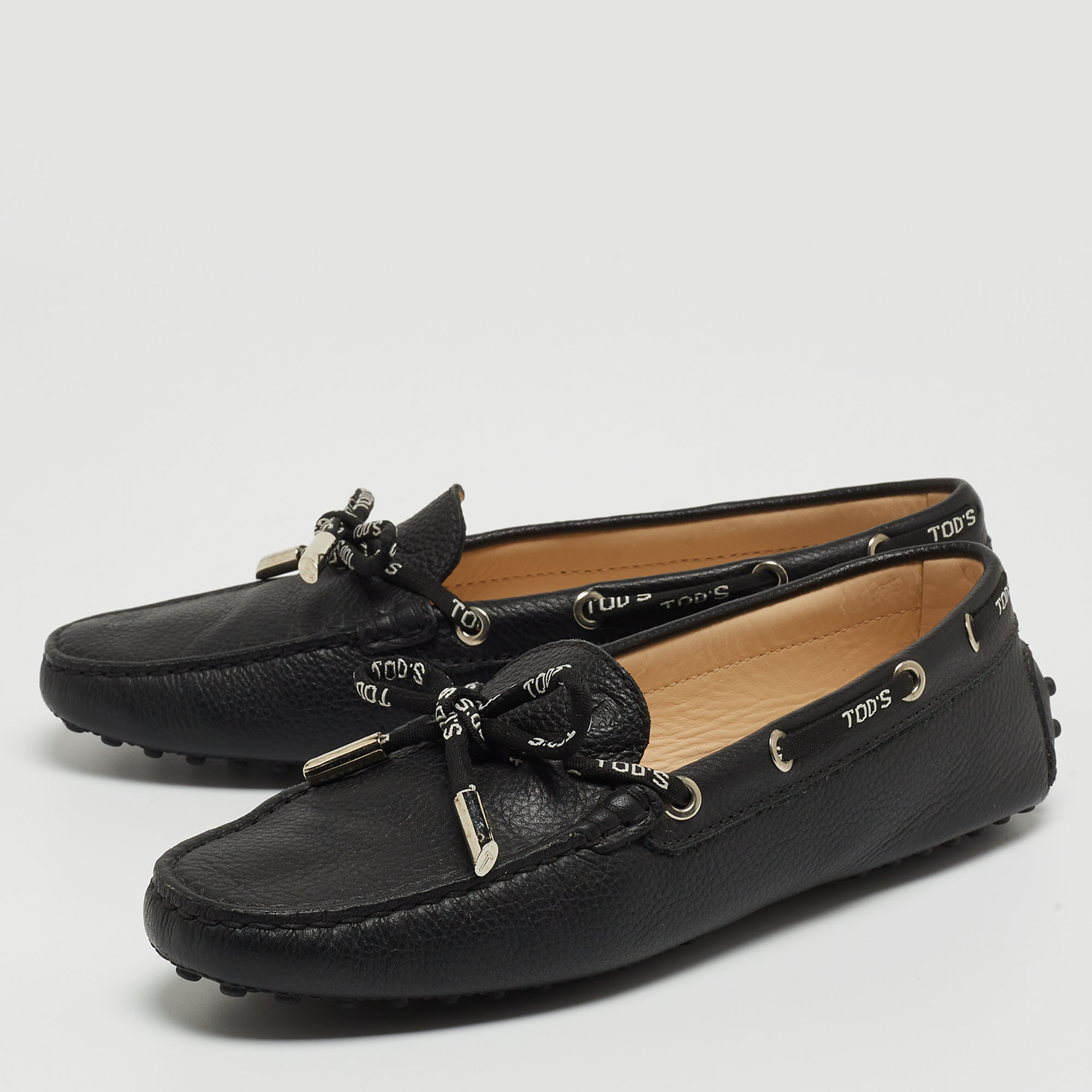 

Tod's Black Leather Bow Slip On Loafers Size