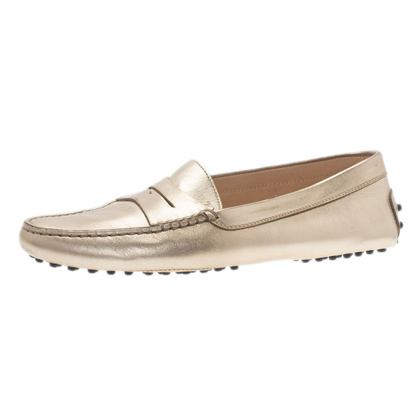 مملوكة مسبقًا Tod's Gold Leather 'Gommini' Penny Loafers Size 39