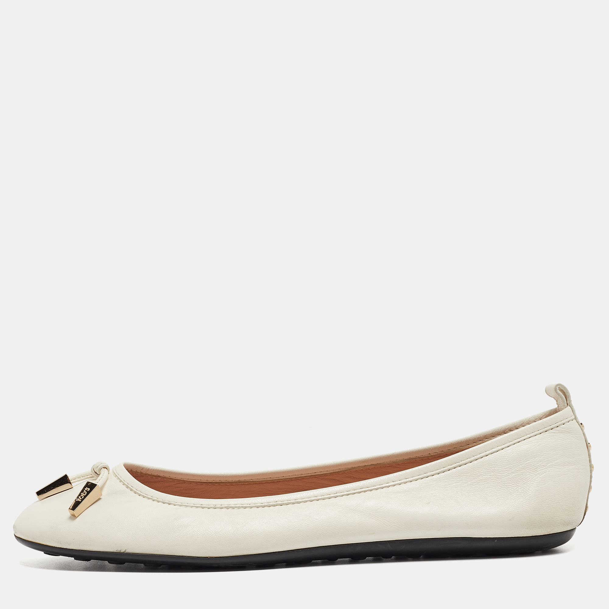 

Tod's Off White Leather Studded Ballet Flats Size