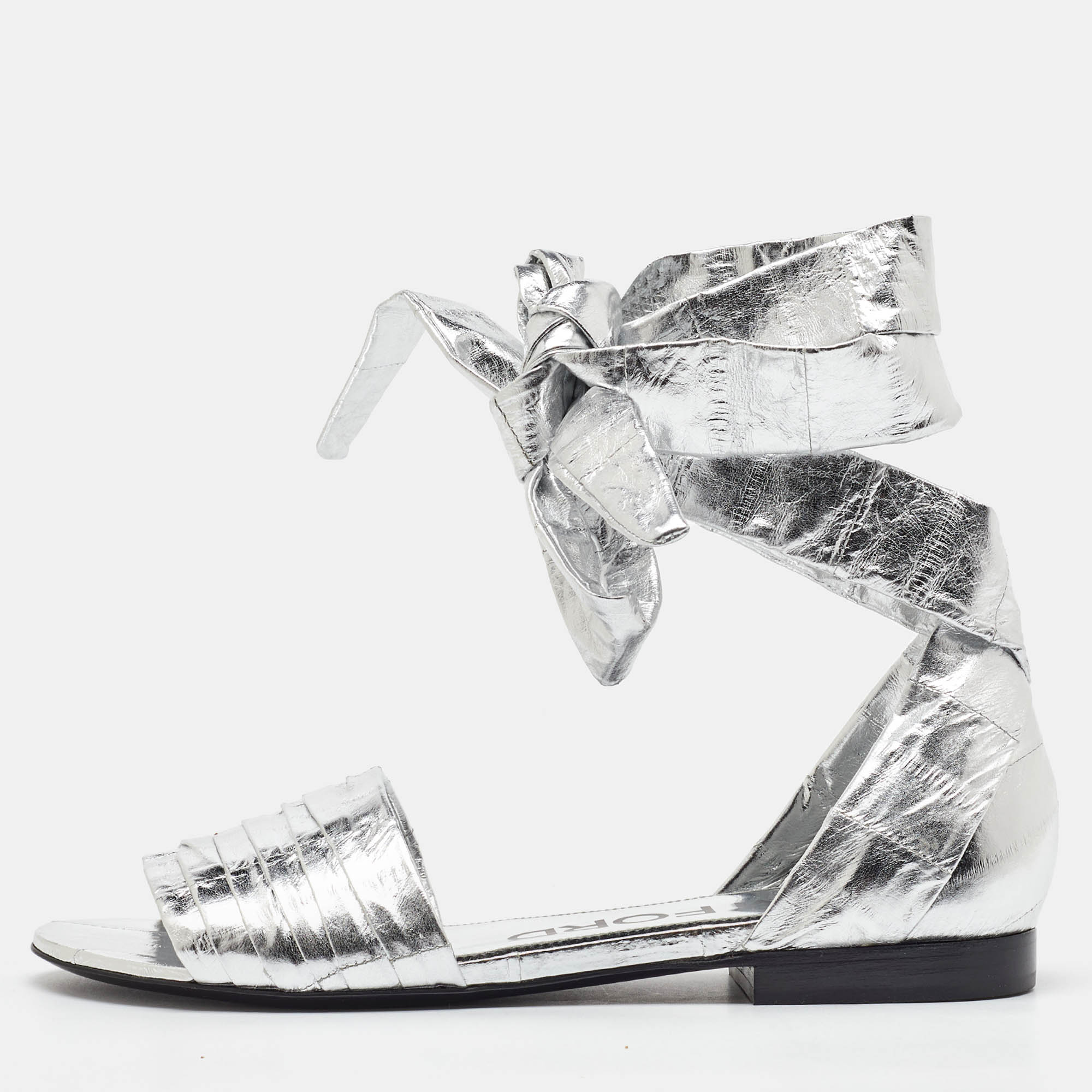 

Tom Ford Silver Laminated Leather Ankle Wrap Flat Sandals Size