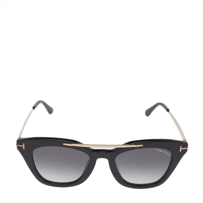 

Tom Ford Black/Black Gradient TF575 Anna 2 Sunglasses