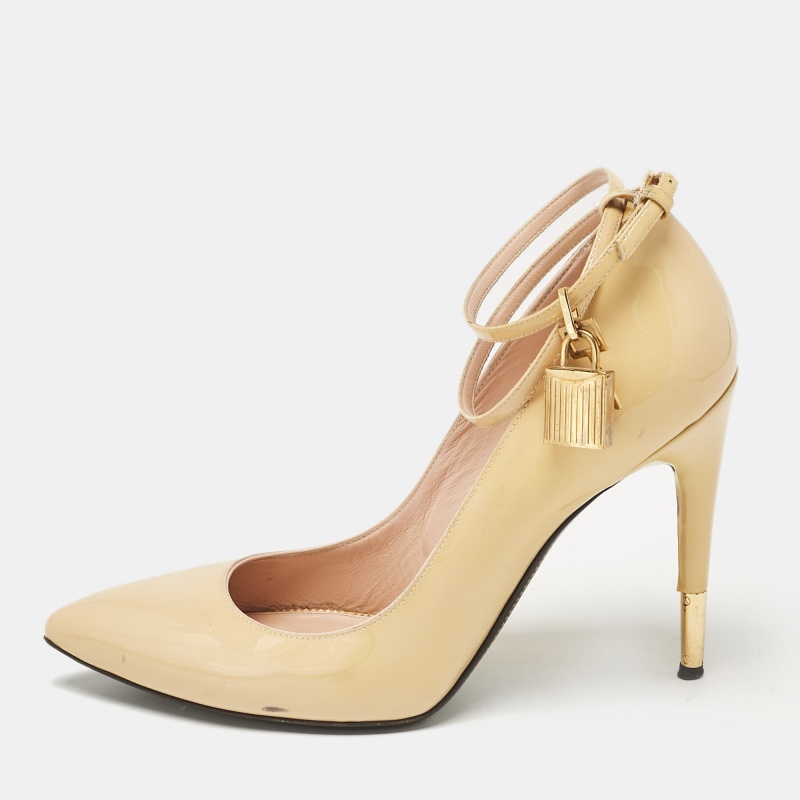 

Tom Ford Beige Patent Leather Padlock Pumps Size 39.5