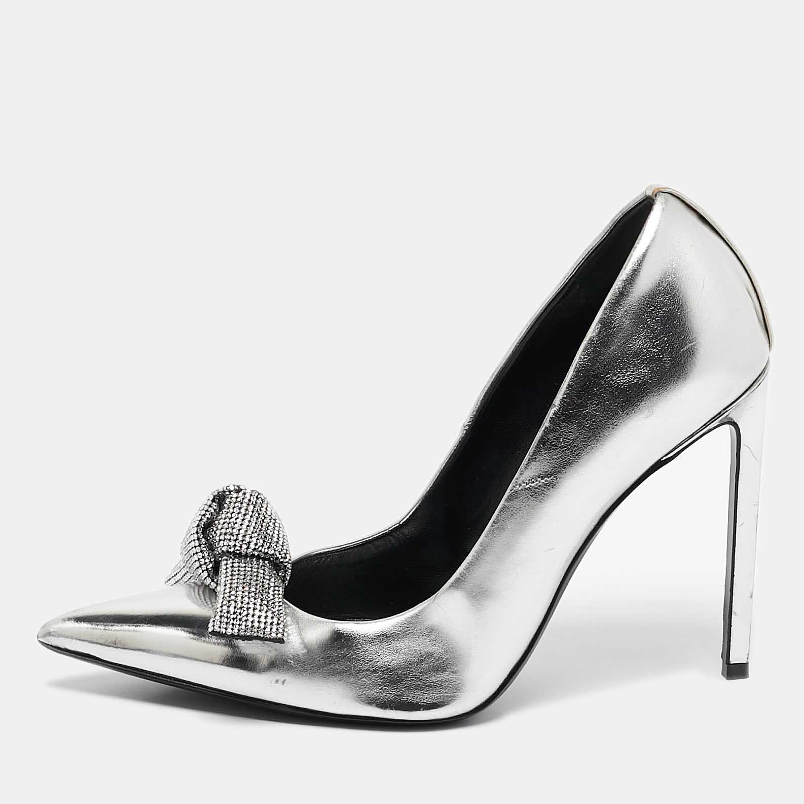 

Tom Ford Silver Leather Bow Crystal Embellished Pointed Toe Pumps Size