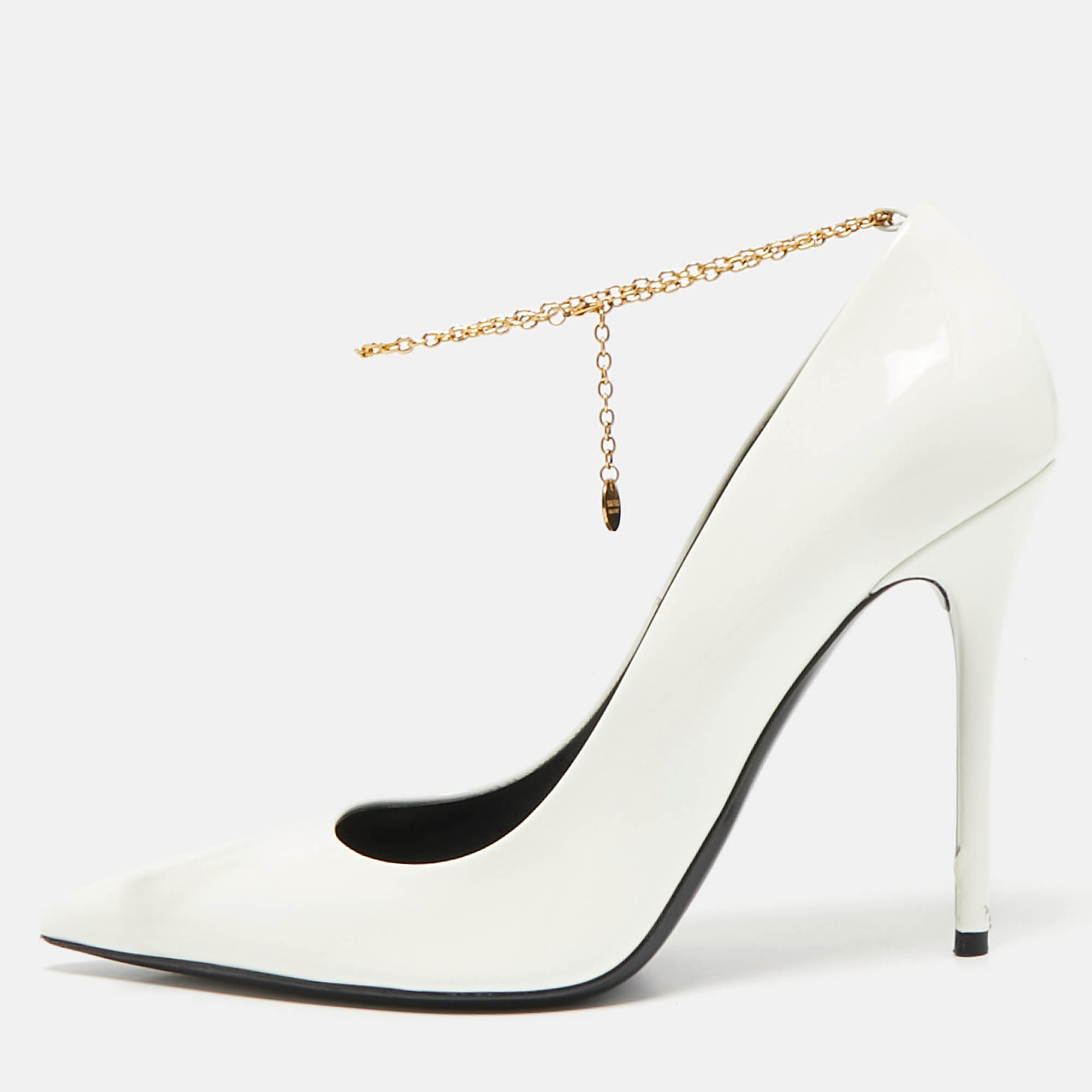 

Tom Ford Off White Patent Leather Pointed Toe Pumps Size