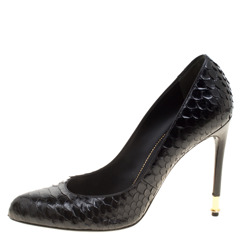 

Tom Ford Black Python Leather Pumps Size