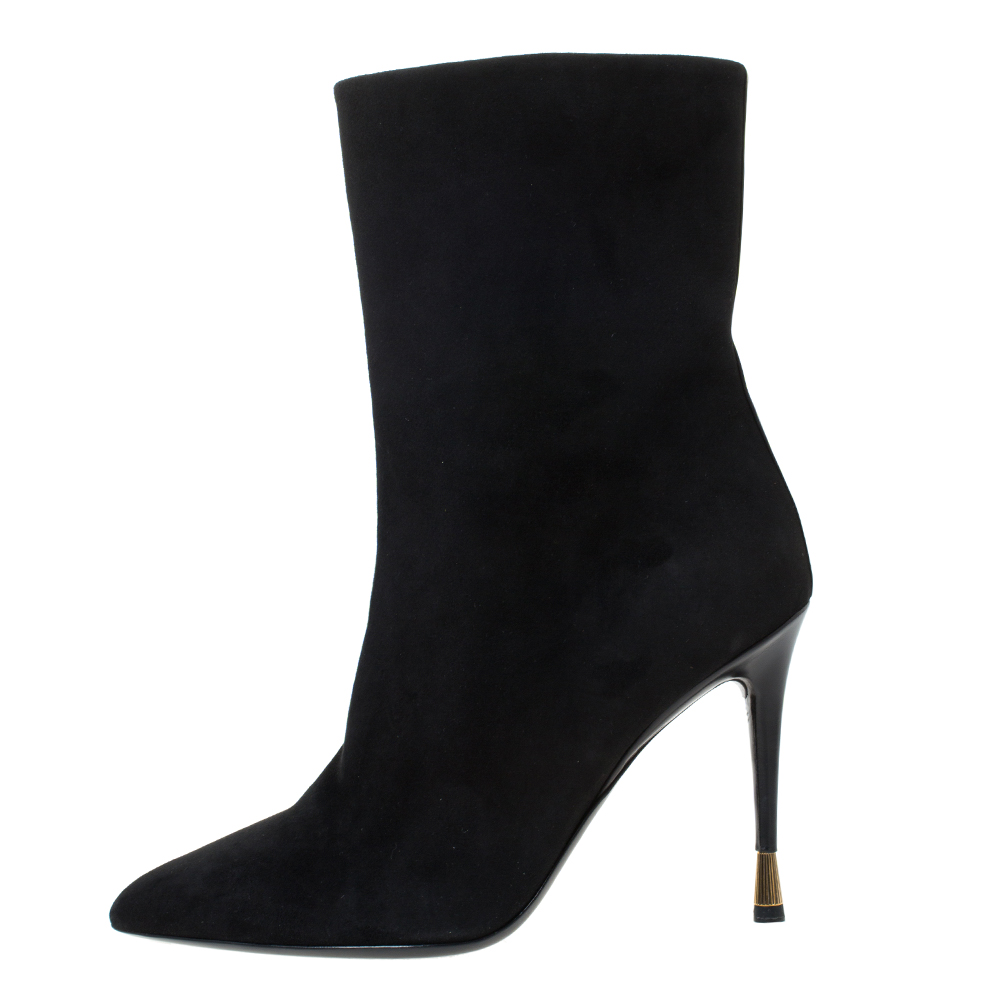 

Tom Ford Black Suede Pointed Toe Ankle Booties Size