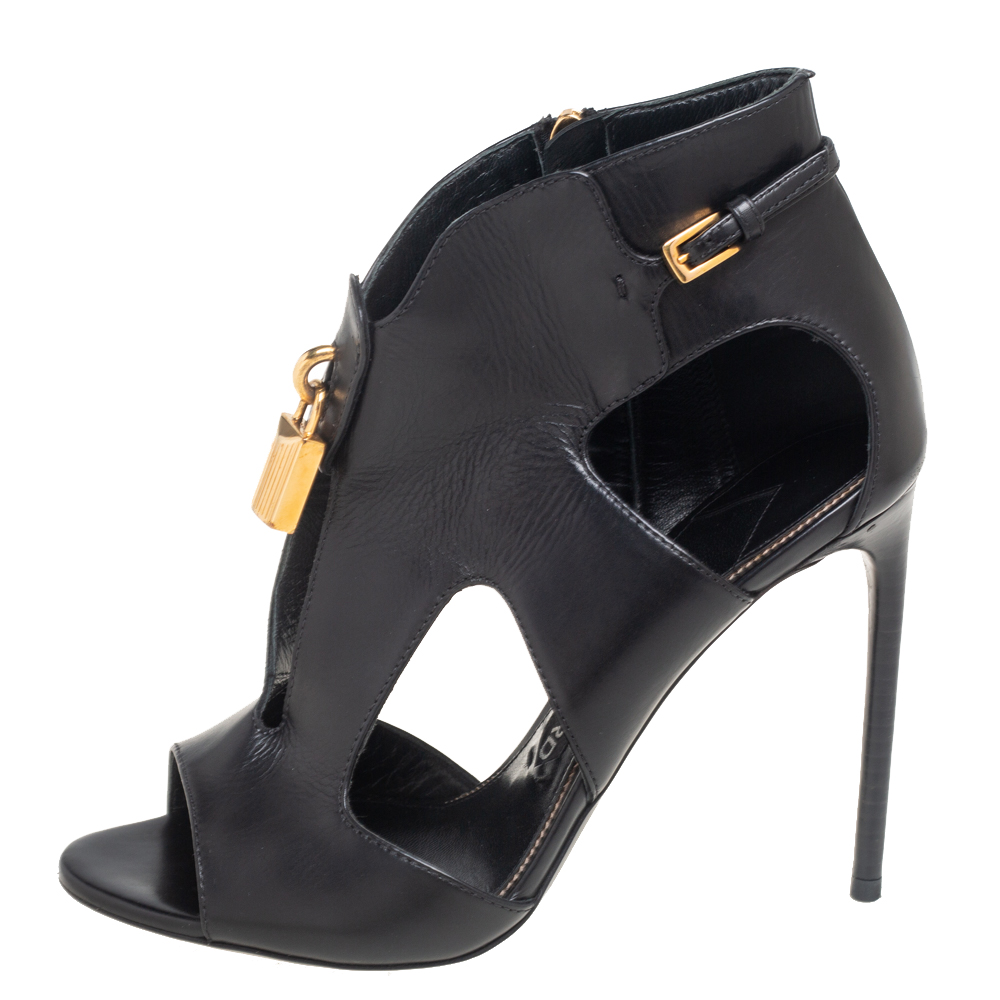 

Tom Ford Black Leather Lock Booties Size