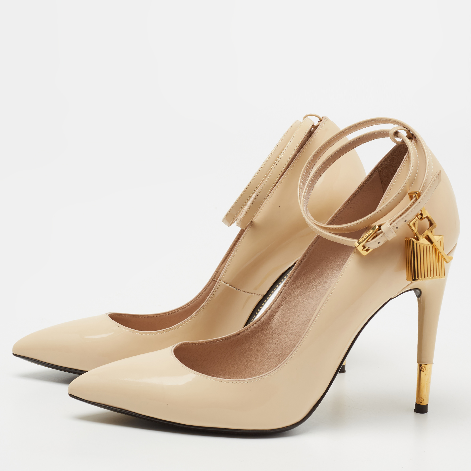 

Tom Ford Beige Patent Leather Padlock Ankle Wrap Pumps Size