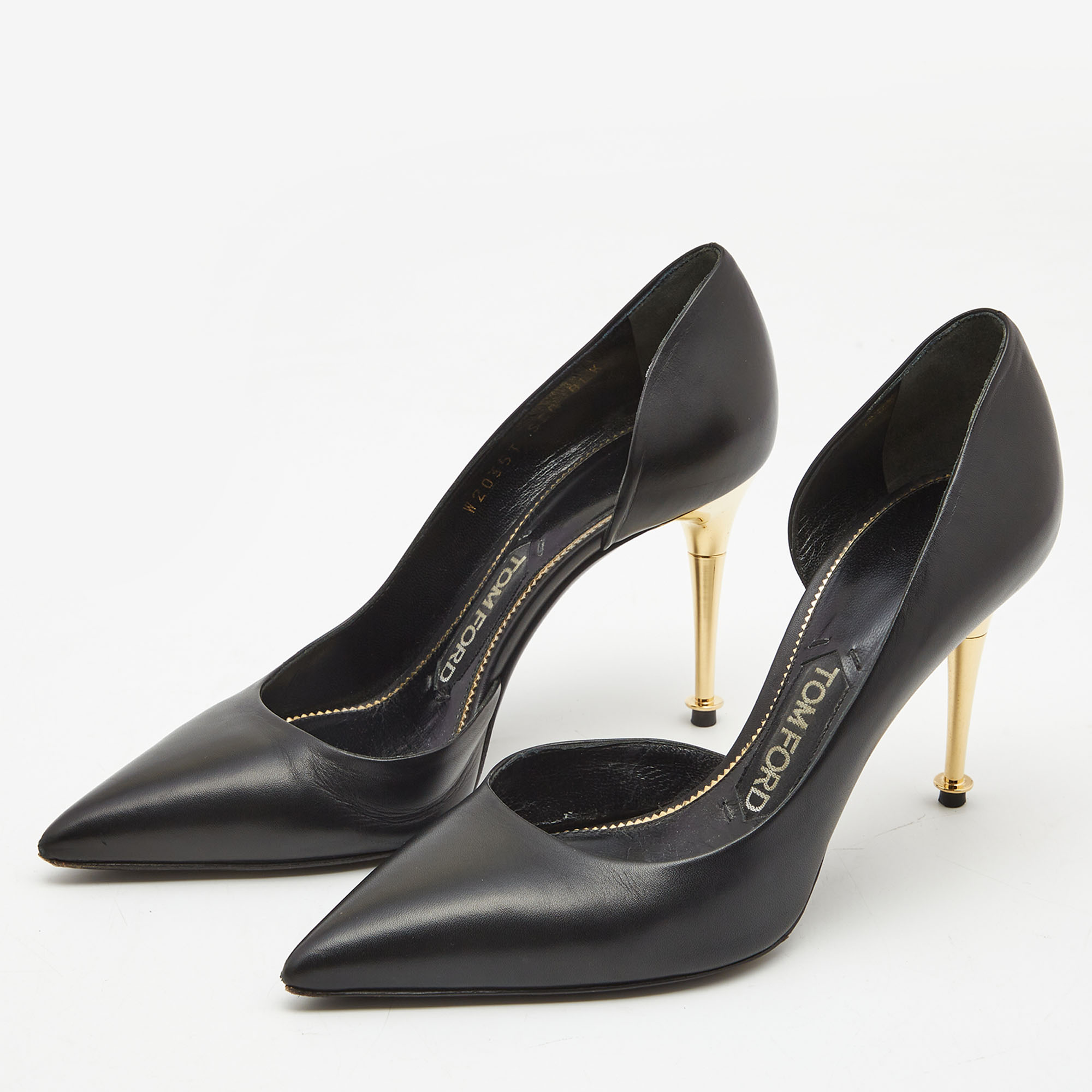 

Tom Ford Black Leather D'Orsay Pointed Toe Pumps Size
