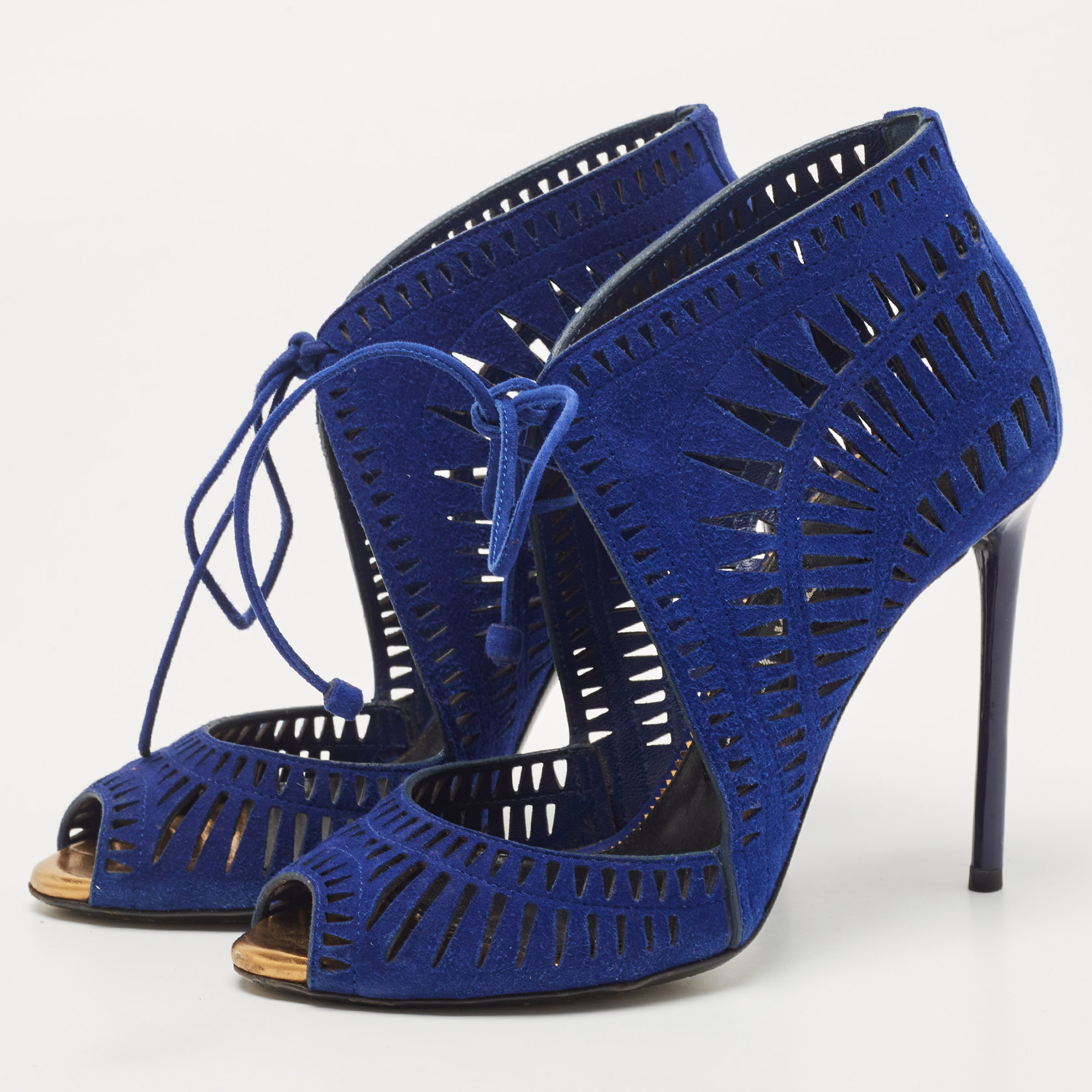 

Tom Ford Blue Suede Laser Cut Sandals Size
