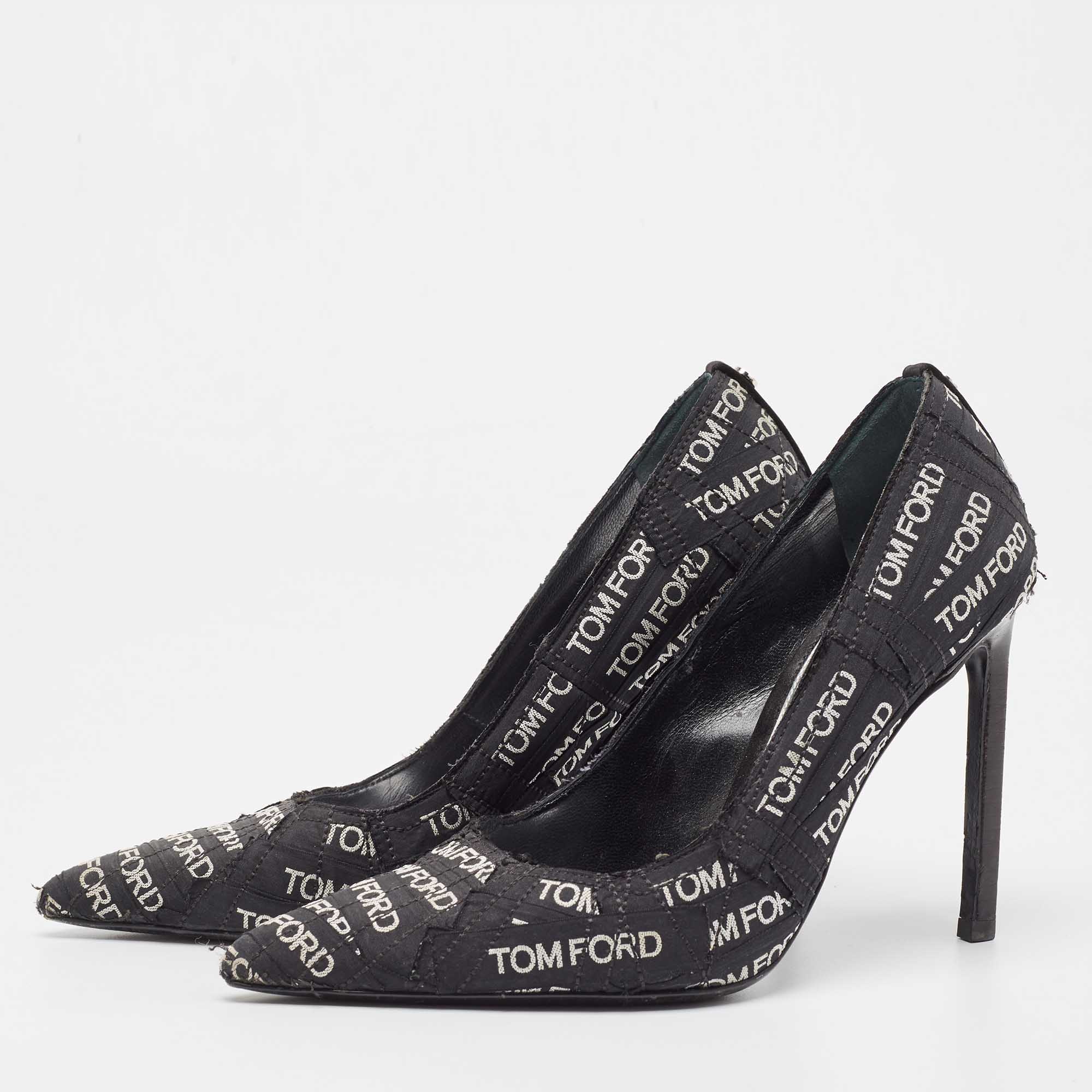 

Tom Ford Black Logo Nylon Pointed Toe Pumps Size