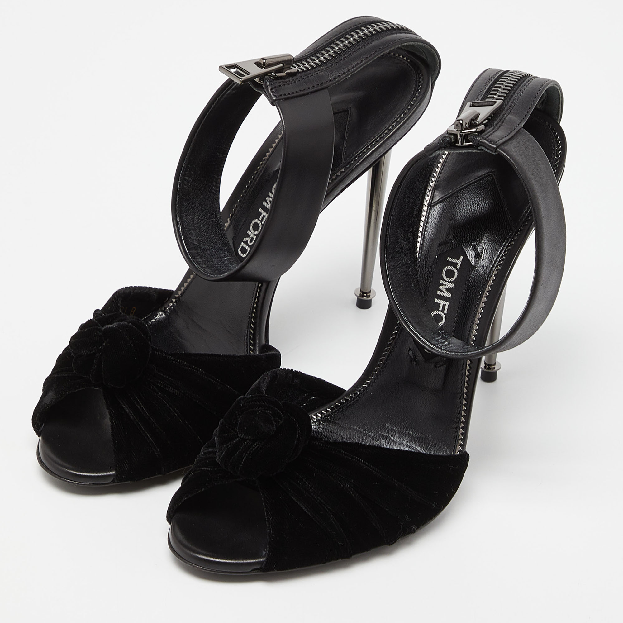 

Tom Ford Black Velvet and Leather Ankle Strap Sandals Size