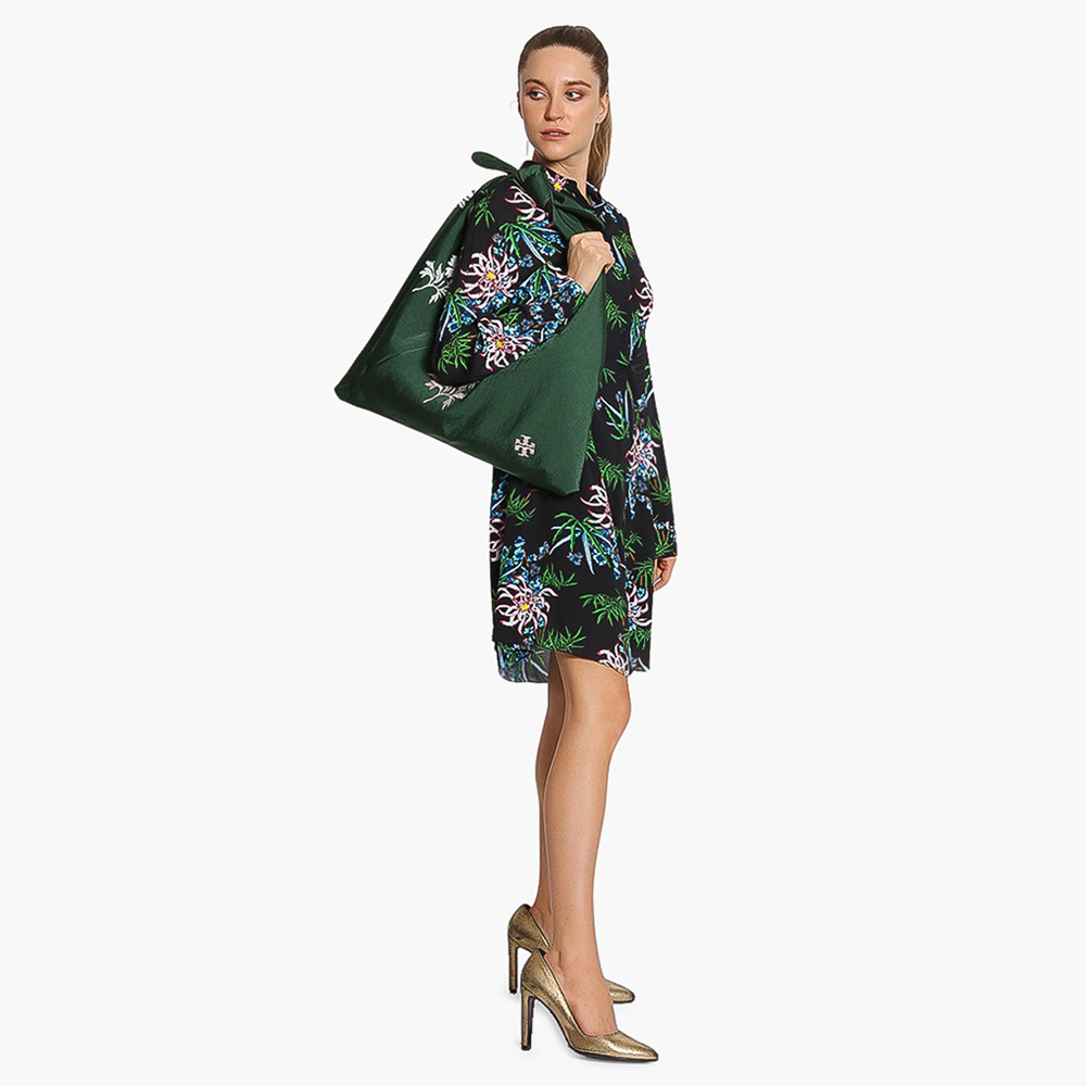 

Tory Burch Green Silk and Leather Zoe Embellished Tie Bag