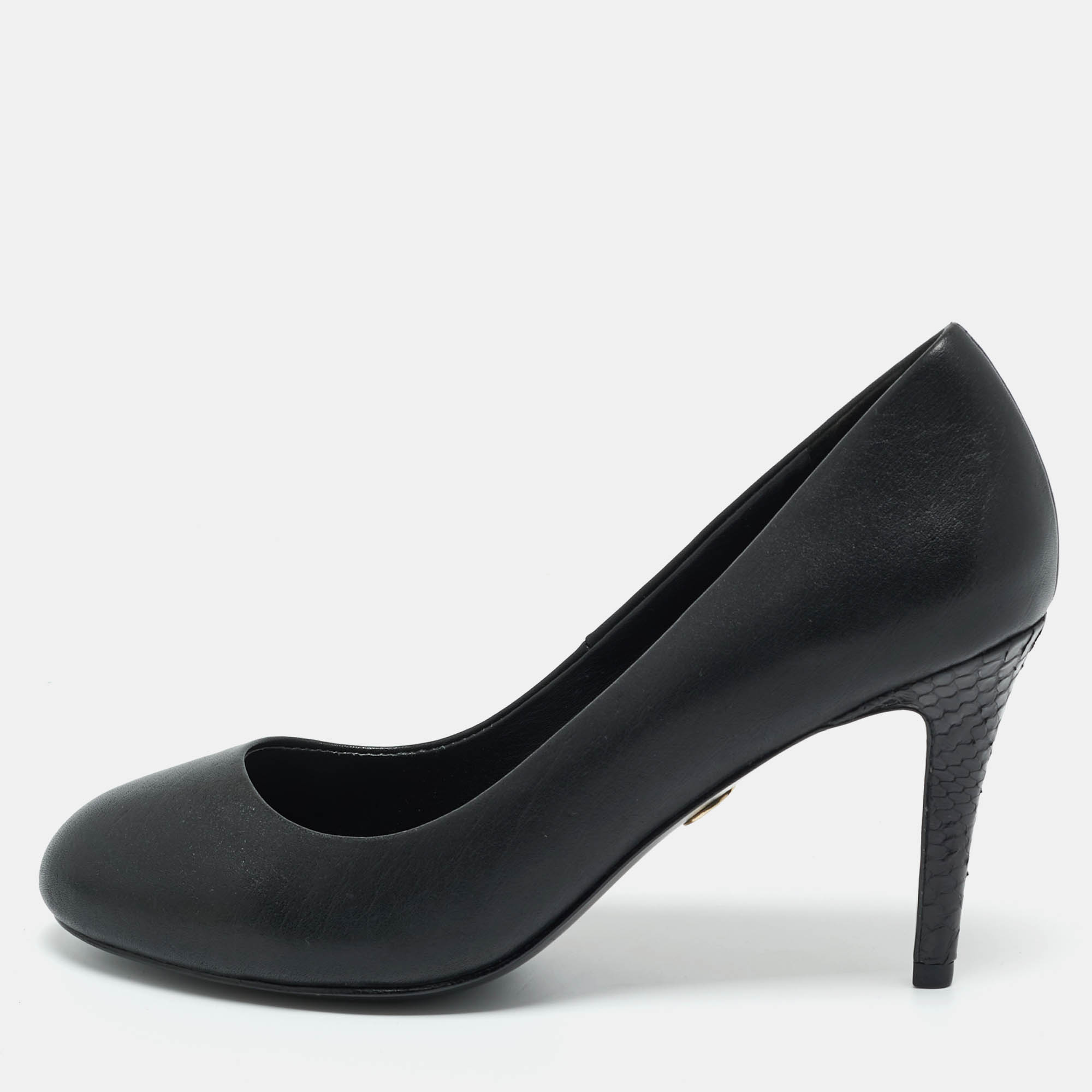 

Tory Burch Black Leather and Python Leather Pumps Size 37