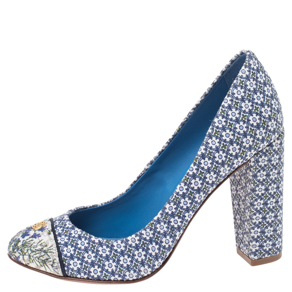 

Tory Burch Blue Printed Canvas Ethel Pumps Size