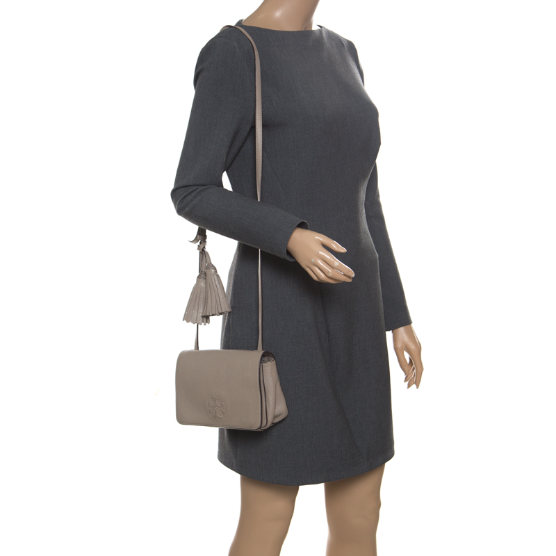 

Tory Burch Light Brown Leather Thea Messenger Bag