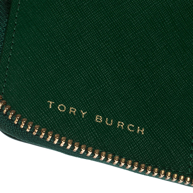 Tory Burch Quilted Nordwood Green Leather Embossed Logo Zip-Around