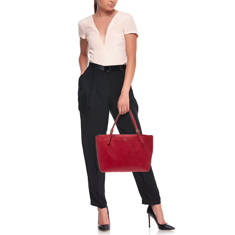 

Tory Burch Red Leather Large York Buckle Tote