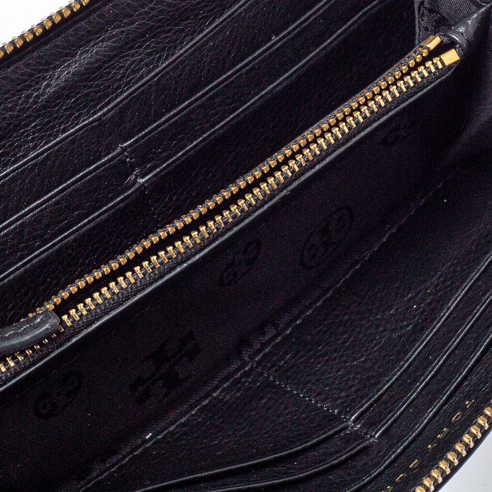 

Tory Burch Black Leather Zip Around Wallet