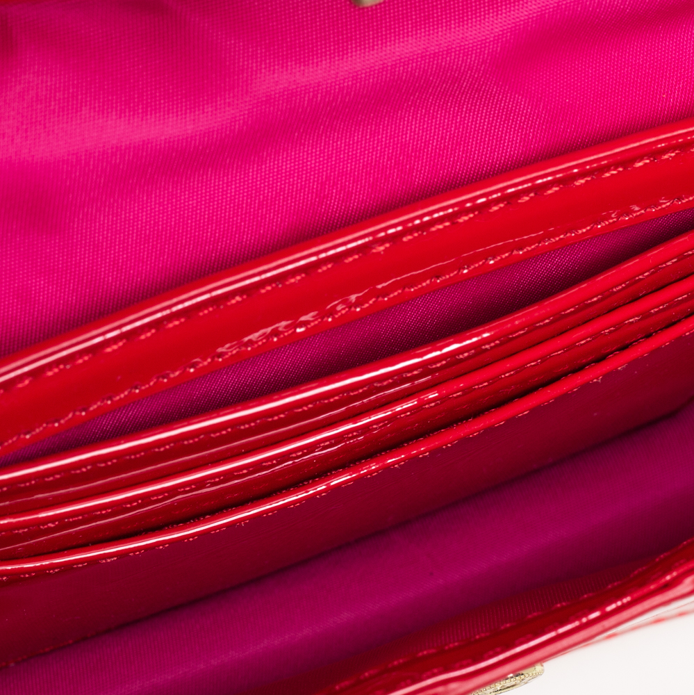 

Tory Burch Red Patent Leather Bow Wallet On Chain