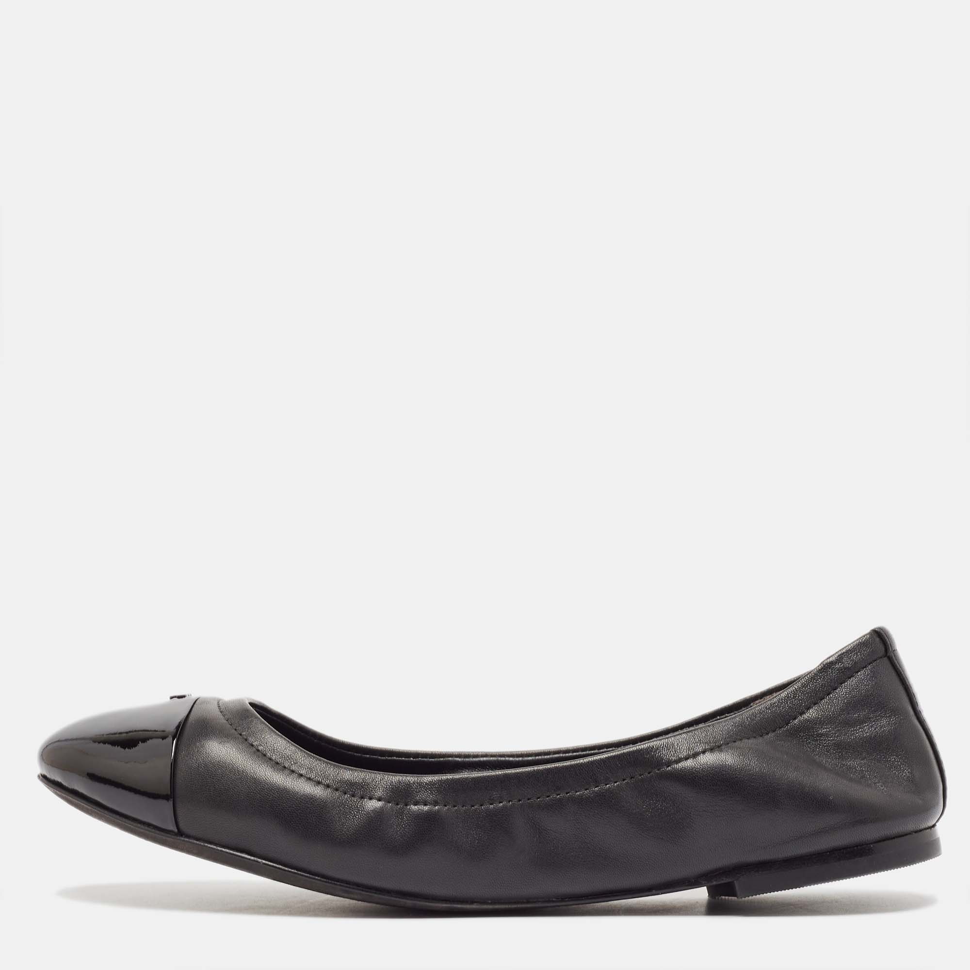 

Tory Burch Black Patent and Leather Shelby Ballet Flats Size 38.5