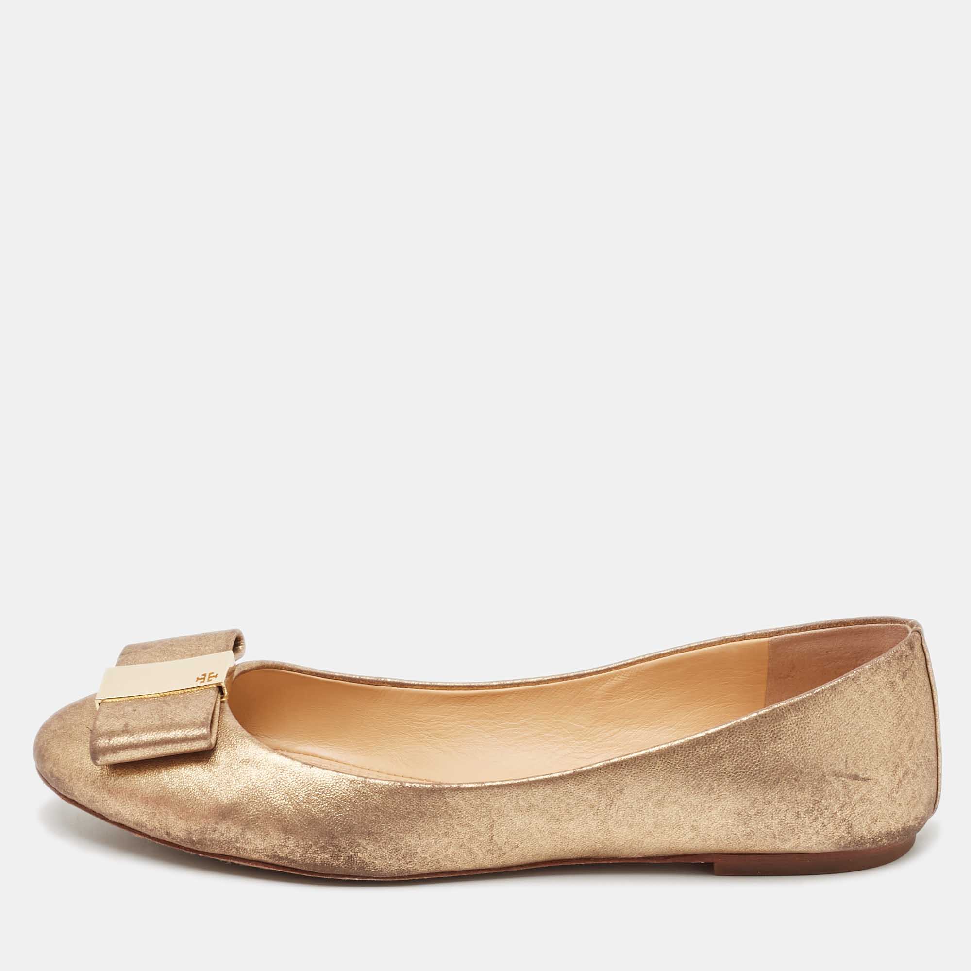 

Tory Burch Gold Leather Bow Chase Ballet Flats Size 40.5