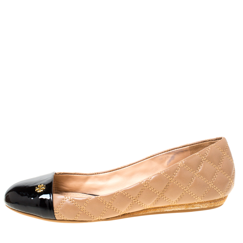 

Tory Burch Beige/Black Quilted Leather Claremont Ballet Flats Size