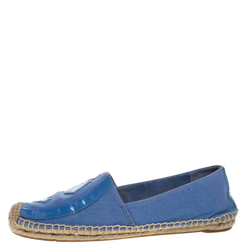 

Tory Burch Blue Denim And Patent Leather Poppy Logo Espadrilles Size