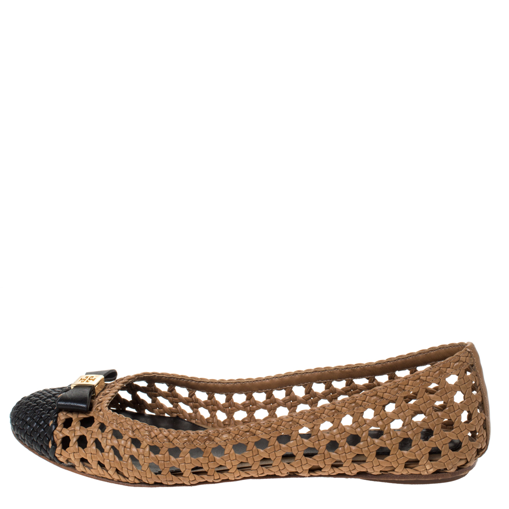 

Tory Burch Beige/Black Woven Leather Bow Ballet Flats Size