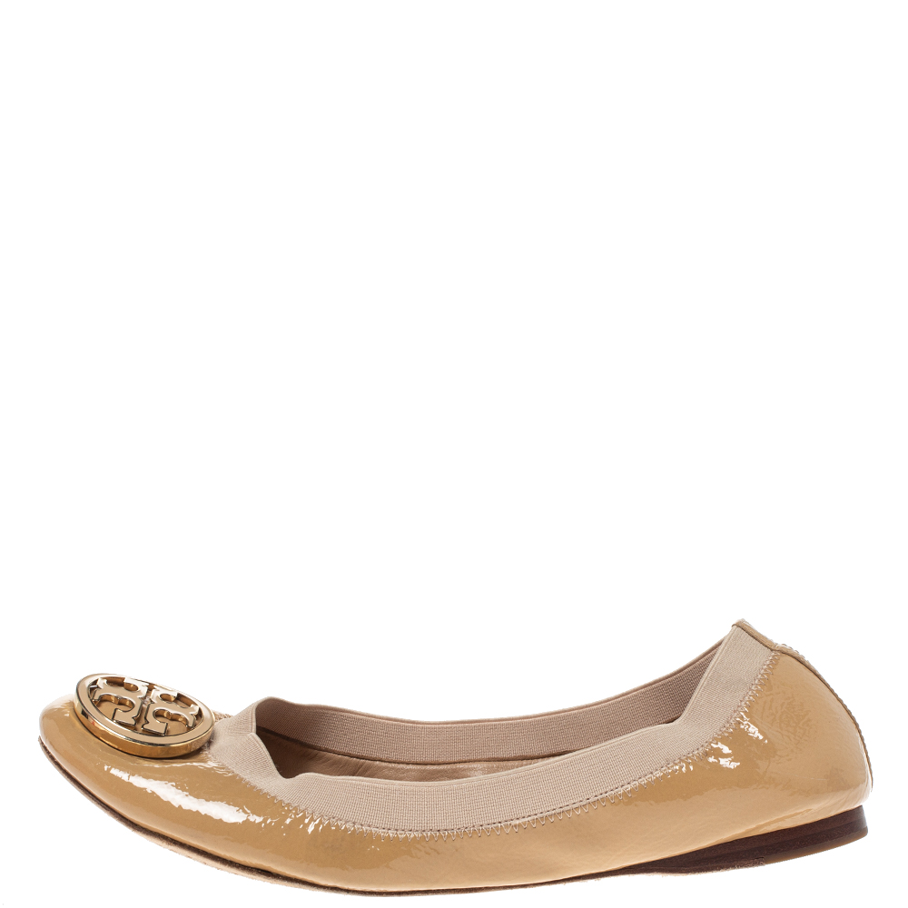 

Tory Burch Beige Patent Leather Caroline Ballet Flats Size